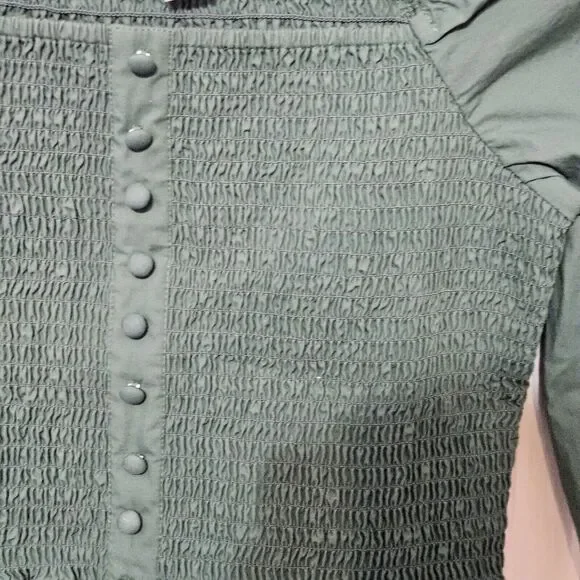 American Eagle Green Smocked Square Neck Crop Blouse Long Sleeve Women's Small - Picture 9 of 9